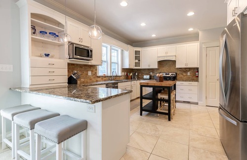 West Annapolis House | Luxury Home with Private Backyard, Parking and Easy Walk to Restaurants, Shops and Stadium