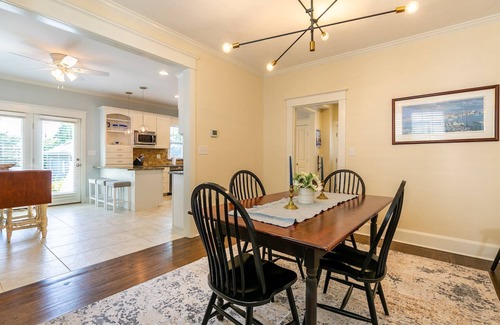 West Annapolis House | Luxury Home with Private Backyard, Parking and Easy Walk to Restaurants, Shops and Stadium