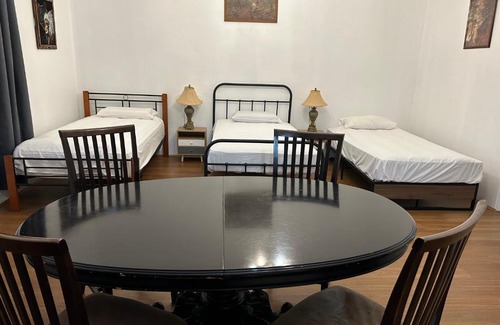 Castle Hill Apartment | Luxury House 3 Bedrooms