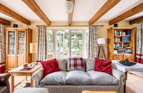 County Cork Villa | Luxury House on Seafront