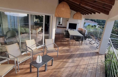 Portigliolo House | Luxury house with swimming pool in Corsica for vacations with friends or family