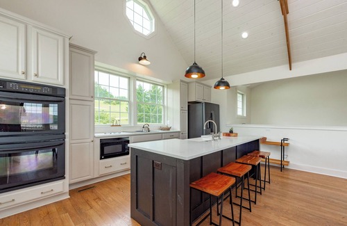 Waterfront Greens House | Luxury Lake Stay w/Pool, Deck & Game Room