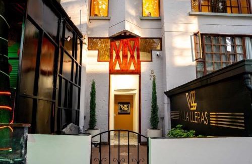 Zona Rosa Villa | Luxury Living in Parque Lleras & Full House