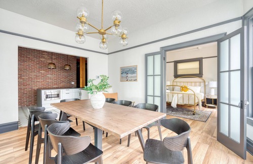 Goose Hollow House | Luxury Living on NW 23rd Ave, Walk Score 99