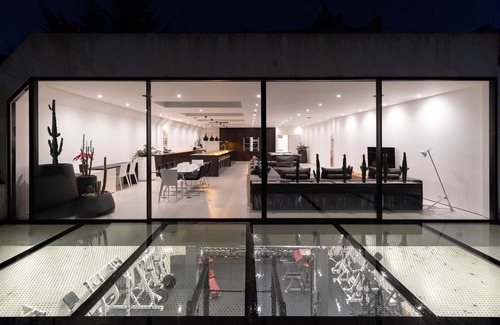 Town House | Luxury London House - Gym, Garden, Cinema, Pool Table, large spaces
