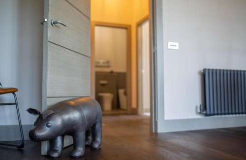 Leith Apartment | Luxury Manhattan loft-style apartment near Edinburgh city centre