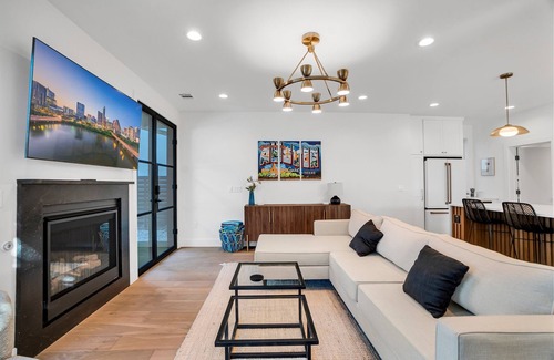 Foster Heights House | Luxury Mansion | Pool | Game Room | Sleeps 23