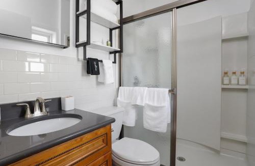 Stamford Apartment | Luxury, Modern 2BR, Harbor Point