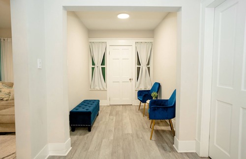 Readville House | Luxury Modern Home - Family Friendly Close to Boston and Gillete Stadium!
