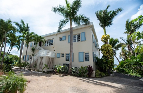 Nazareth Villa | Luxury Ocean Front Villa! Infinity Edge Pool, Private Beach, Sunrise Views