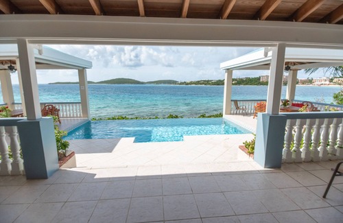 Nazareth Villa | Luxury Ocean Front Villa! Infinity Edge Pool, Private Beach, Sunrise Views