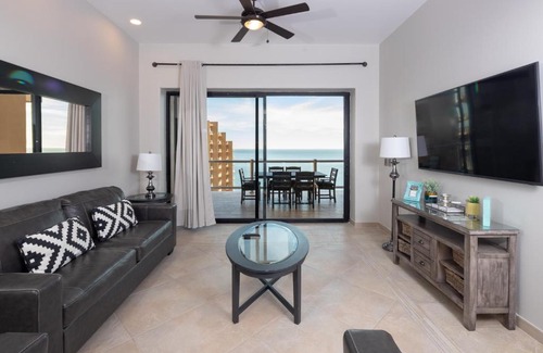 Puerto Penasco Apartment | Luxury Oceanview Condo - Las Palomas - Pool, Golf, Sandy Beach !