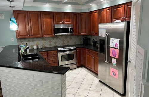 Ash Condo | Luxury Penthouse 4BR Condo - Great for Families!