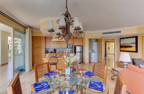El Medano Ejidal Resort | Luxury Penthouse at Villa Del Arco Cabo San Lucas Sleeps 6, Jun 21-27