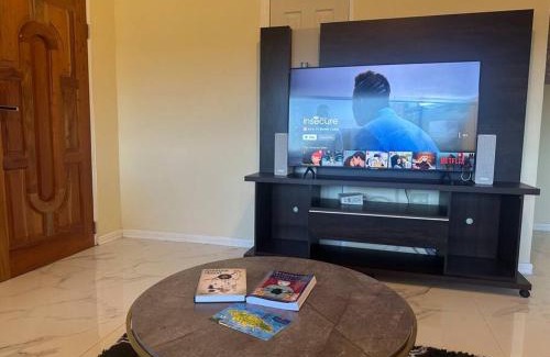 Saint Andrew Apartment | Luxury Penthouse Suit Red Hills