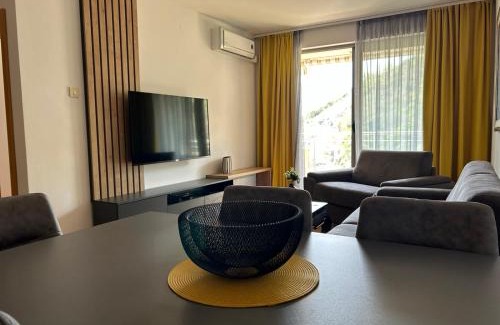 Przno Apartment | Luxury Pool Apartments near the sea