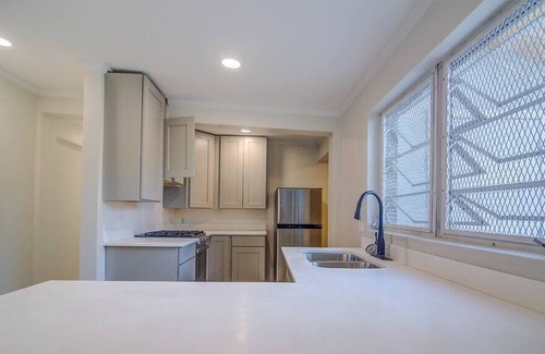 Westward Villas Subdivision House | Luxury Retreat! Home in Nassau Walking Distance to Beach, Restaurants + More!