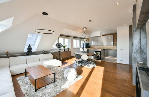 Prague 2 Apartment | Luxury rooftop apartment with fantastic views! 3-Bedrooms, central Prague