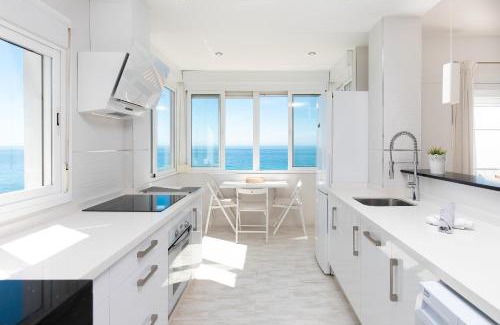 Nerja City Centre Apartment | Luxury Sea view Apartment