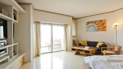 Herzliya Pituach Apartment | Luxury Sea View Apartment