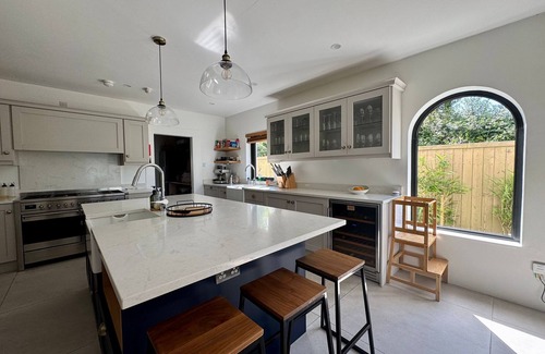 Newry House | Luxury Seaside Escapen