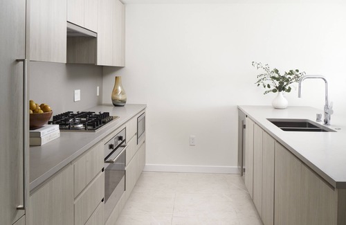 Belltown Hotel | Luxury Seattle Suite w/Balcony, King Bed & Pools—Near South Lake Union Fun!