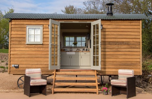 New Forest District House | Luxury shepherd's hut