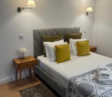 Lordelo do Ouro e Massarelos Apartment | Luxury stay Studio overlooking the Douro River