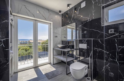 Sucuraj Villa | Luxury stone Villa Tonka with heated swimming pool and jacuzzi