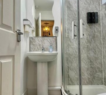 Seisdon Apartment | Luxury Studio Apartment Birmingham