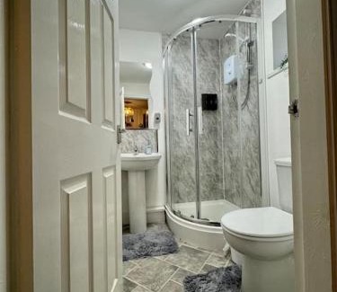 Seisdon Apartment | Luxury Studio Apartment Birmingham