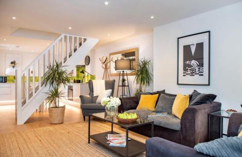 Tavistock House | Luxury Town House - Apple Pie Luxury Escapes