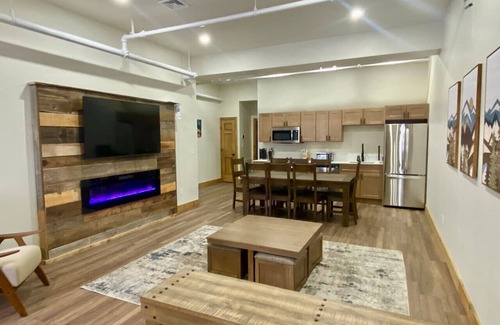 Wilmington Apartment | Luxury Townhome Unit 105