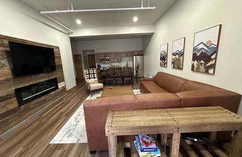Wilmington Apartment | Luxury Townhome Unit 105