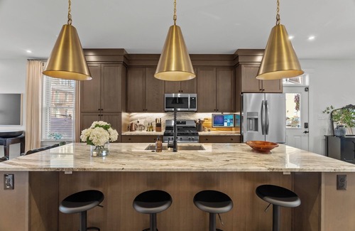 Benton Park House | Luxury Townhome with classic design and Smart Gym