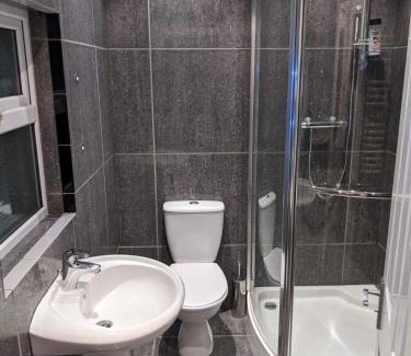 Belfast City Centre House | Luxury Townhouse 3 minutes from City Centre