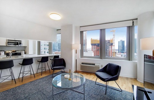 Exchange Place North Apartment | Luxury Two Bedroom Apartment In Jersey City