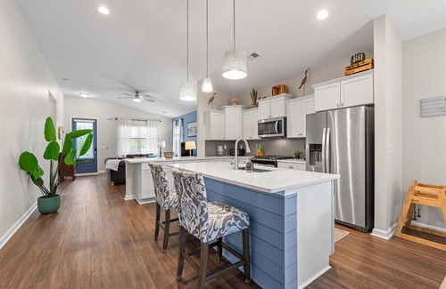 Port Royal Cottage | Luxury updated, near beaches and downtown Beaufort
