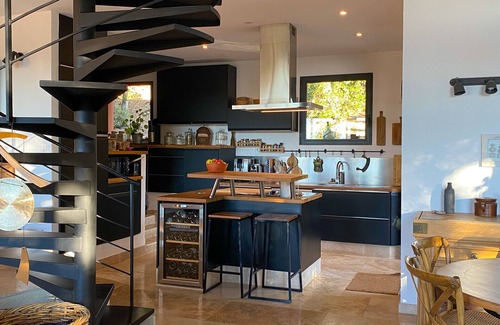 Montauroux Villa | Luxury Villa, 8 Guests - Lake View & Private Pool