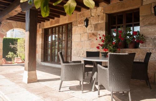Suances Villa | Luxury Villa Esmeralda