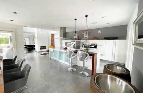 Walldorf Villa | Luxury villa near Heidelberg with pool, cinema and 1300 sqm plot