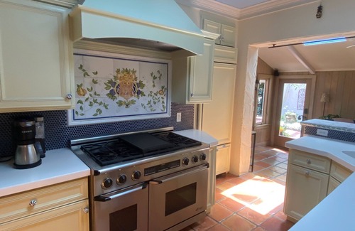 Granada Villa | Luxury Villa near Siesta - private, heated screened pool
