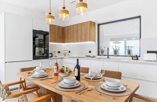 Evgiros Villa | Luxury villa, stunning seaviews!