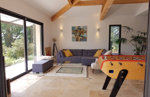 Saint-Cannat Villa | Luxury villa with swimming pool near Aix-en-Provence