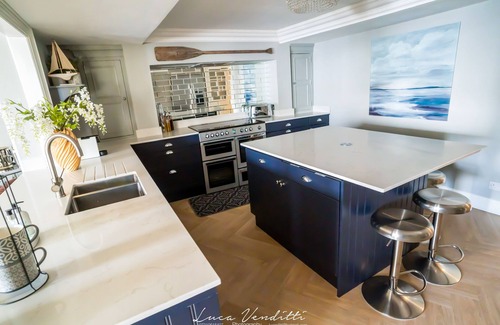 Findhorn House | Luxury Waterfront home on stunning Findhorn Bay.