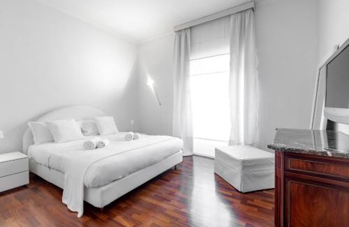 Salario Apartment | Luxury White