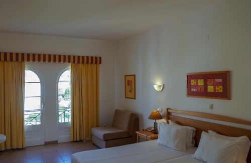 Praia da Luz Hotel | Luz Bay Hotel