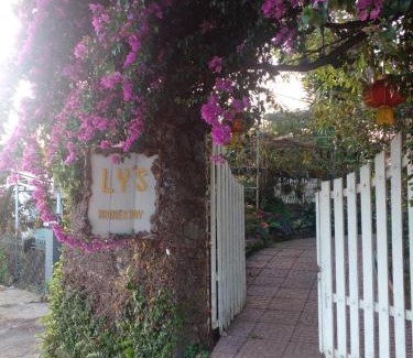 Gia Nghia House | Ly's homestay