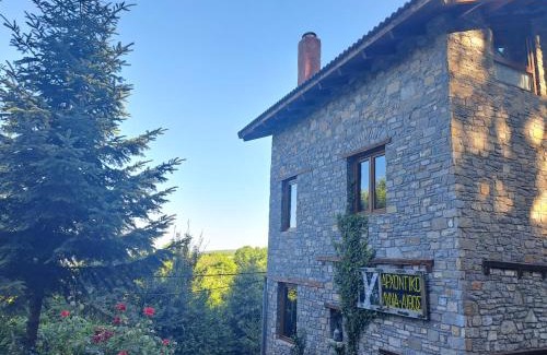 Naousa House | Lydia Lithos Mountain Resort