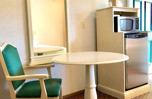 Lake George Hotel | Lyn Aire Motel